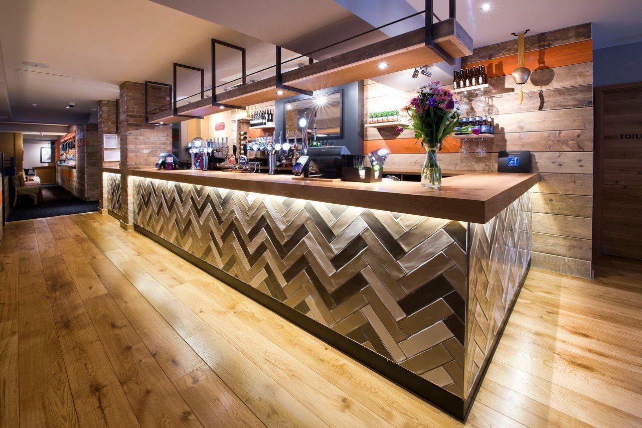 Premier Inn Ware Ngoại thất bức ảnh